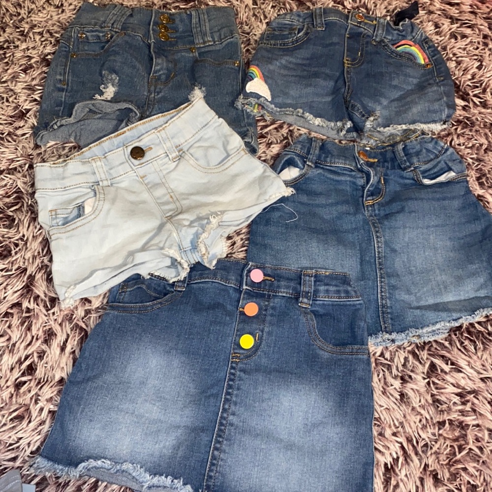 Skirts and shorts blundle size 4